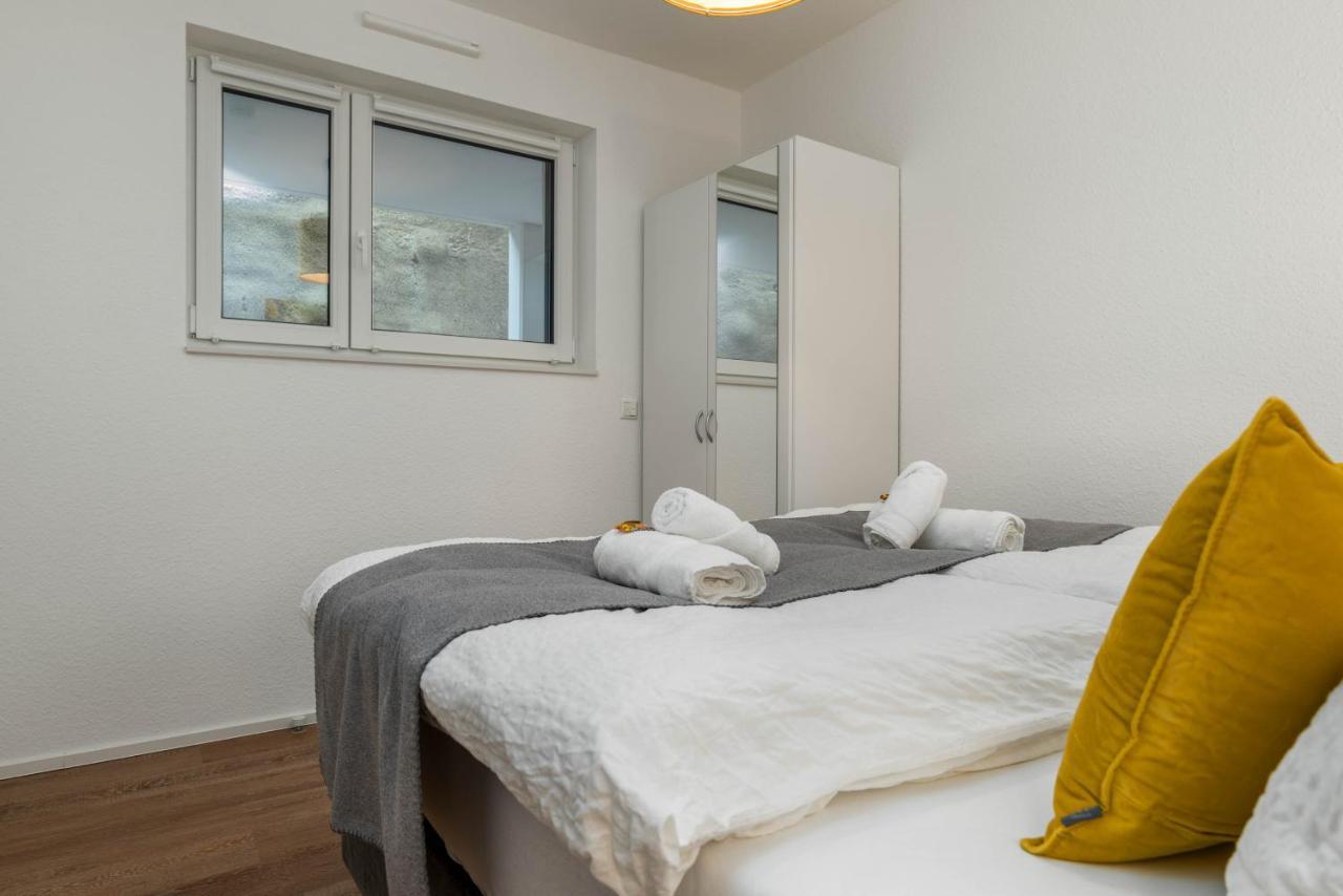Vivamosel: Appartement Mit Mosel & Burgblick - Balkon - Parken - Aufzug - Fahrradraum Cochem Luaran gambar