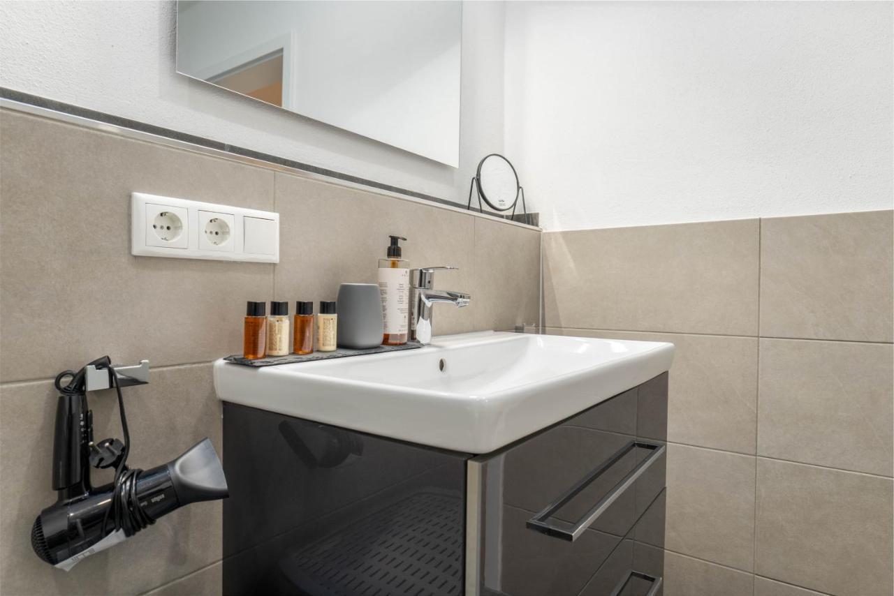 Vivamosel: Appartement Mit Mosel & Burgblick - Balkon - Parken - Aufzug - Fahrradraum Cochem Luaran gambar