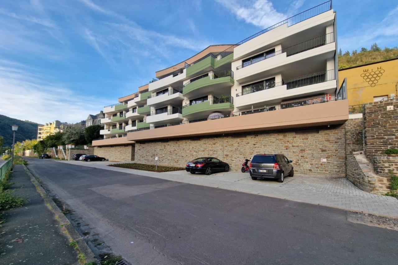 Vivamosel: Appartement Mit Mosel & Burgblick - Balkon - Parken - Aufzug - Fahrradraum Cochem Luaran gambar